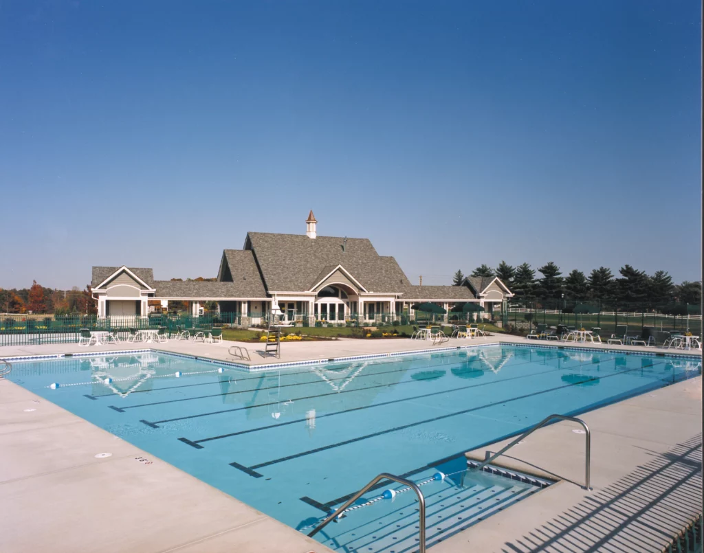 Swimming pool, tennis court and clubhouse | Legendary Run in Pierce Township, Clermont County, Ohio